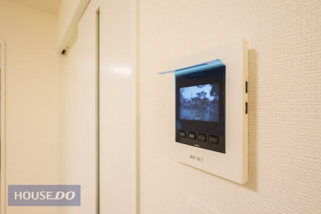  �yTV�C���^�[�z���z�J���[TV�C���^�[�z���B�^��@�\�t���ŁA�h�Ə�͂������A���͂����Ȃǂ̔c���ɂ��֗��B