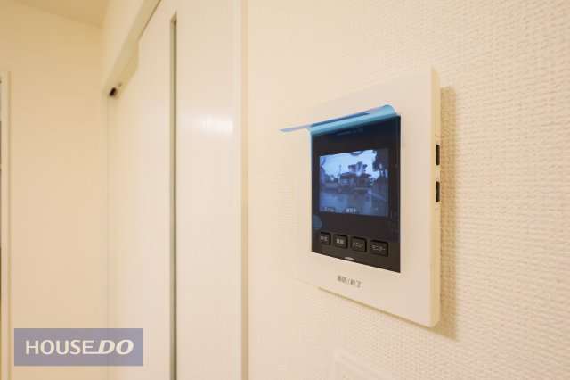  �yTV�C���^�[�z���z�J���[TV�C���^�[�z���B�^��@�\�t���ŁA�h�Ə�͂������A���͂����Ȃǂ̔c���ɂ��֗��B