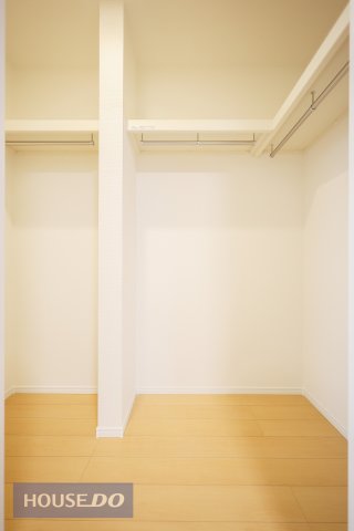 ���[ �y���[�z����������[�����Ă���܂��I�e�����ɂ���������[�����Ă���̂ŁA�ו��������Ă����S�ł��ˁI���������L���g�����߂ɂ����[�X�y�[�X�͕K�v�ł��B