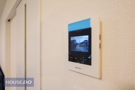  �yTV�C���^�[�z���z�J���[TV�C���^�[�z���B�^��@�\�t���ŁA�h�Ə�͂������A���͂����Ȃǂ̔c���ɂ��֗��B