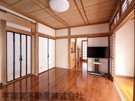 ���r���O -