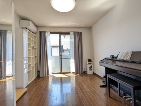 �q������ -