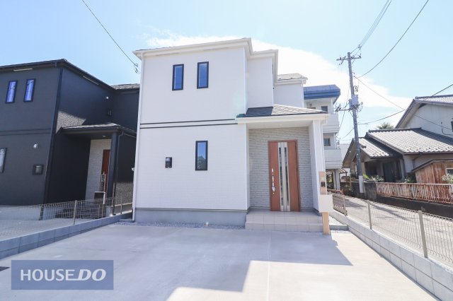 ���n�O�ώʐ^ �y�O�ρz�N�炩�Ō��N�I�ȃf�U�C���̊O�ρ��ϋv���⃁���e�i���X���ɗD�ꂽ�O�Ǎނ̓Z���t�N���[�j���O�d�l�B���������̌����\���ɂȂ�悤�ɁA�@�\�I�ɐ݌v����Ă���܂��B