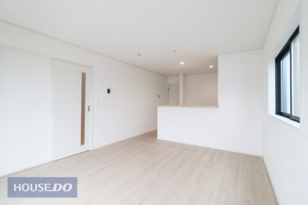  �y���r���O�_�C�j���O�z�Ƒ��ŉ߂����邭�났�̋��