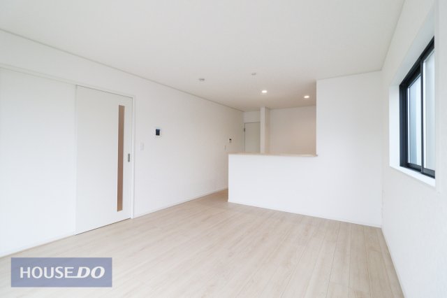  �y���r���O�_�C�j���O�z�Ƒ��ŉ߂����邭�났�̋��