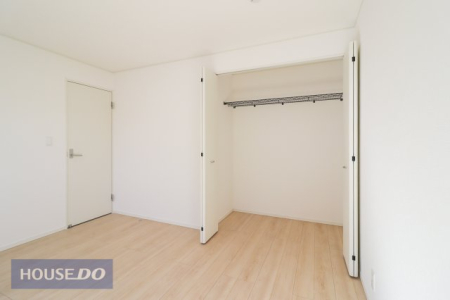 ���[ �y���[�z����������[�����Ă���܂��I�e�����ɂ���������[�����Ă���̂ŁA�ו��������Ă����S�ł��ˁI���������L���g�����߂ɂ����[�X�y�[�X�͕K�v�ł��B