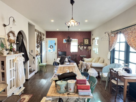 ���r���O -