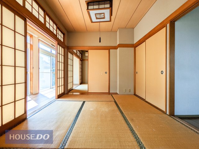 ���̑����� ���r���O��ʂ炸�ɃA�N�Z�X�ł��邩�痈�q���ɂ͑劈�􂵂܂��I
