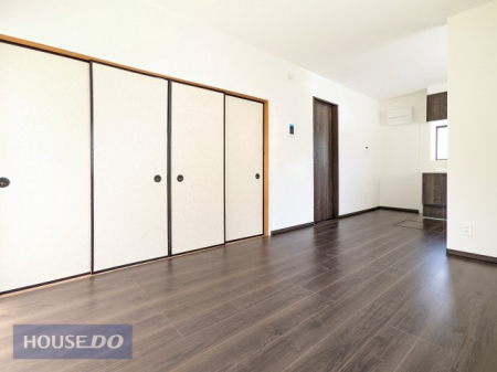  ���̃L�b�`���܂Ō��n����J���I�ȃ��r���O�I������������F���̃t���[�����O�����͂ł��B