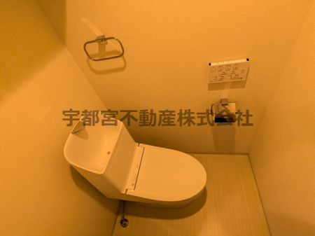 �g�C�� �������֍��t���̃g�C���A�@���ł͈�ƂɈ��̎���ł��@